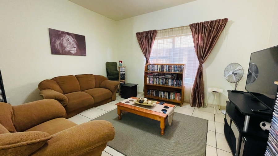 1 Bedroom Property for Sale in Dassie Rand North West